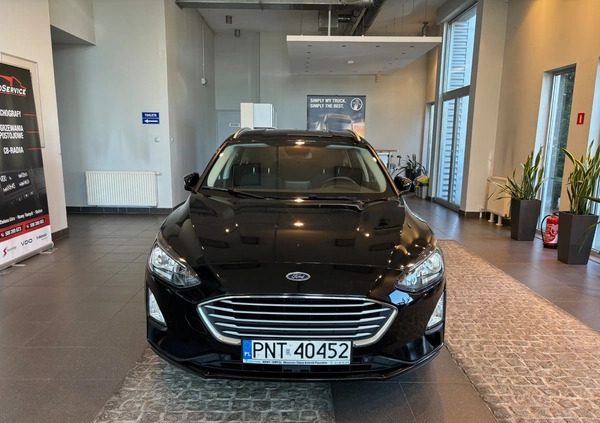 Ford Focus cena 53900 przebieg: 143000, rok produkcji 2019 z Trzebiatów małe 704